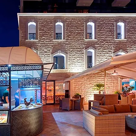 Hotel Antik *