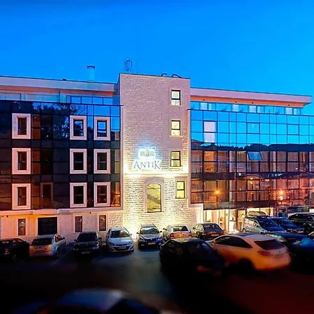 Antik Hotel *